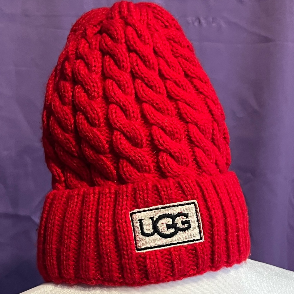 UGG Kids Vibrant Red Cable Knit Hat
